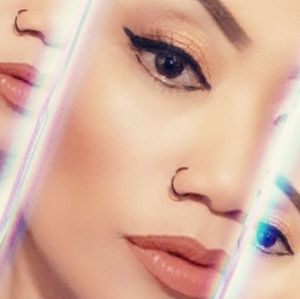 Meet your Posher, Gina